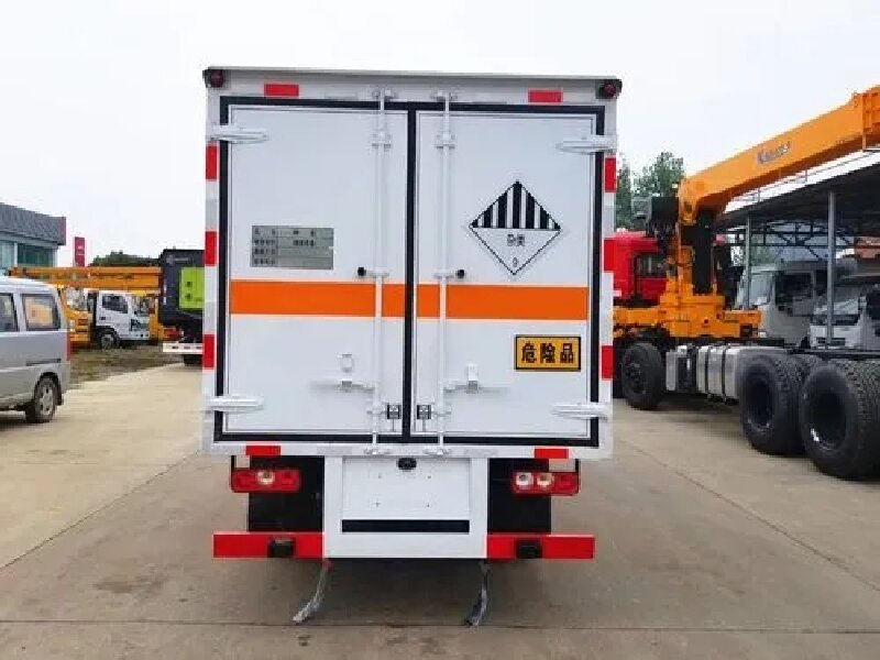 蘇州到酒泉危險(xiǎn)品運(yùn)輸